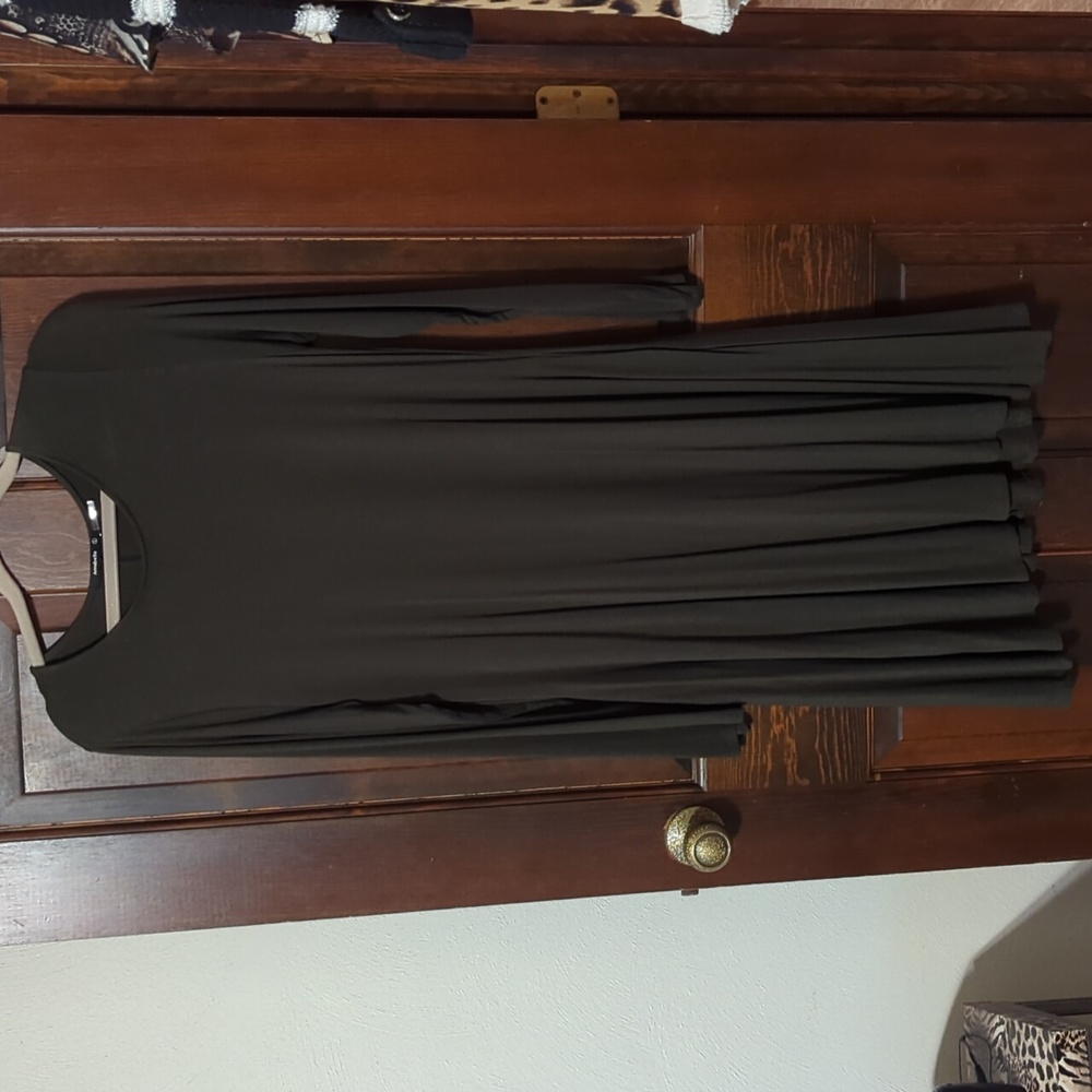 2 Annabelle tee shirt dress